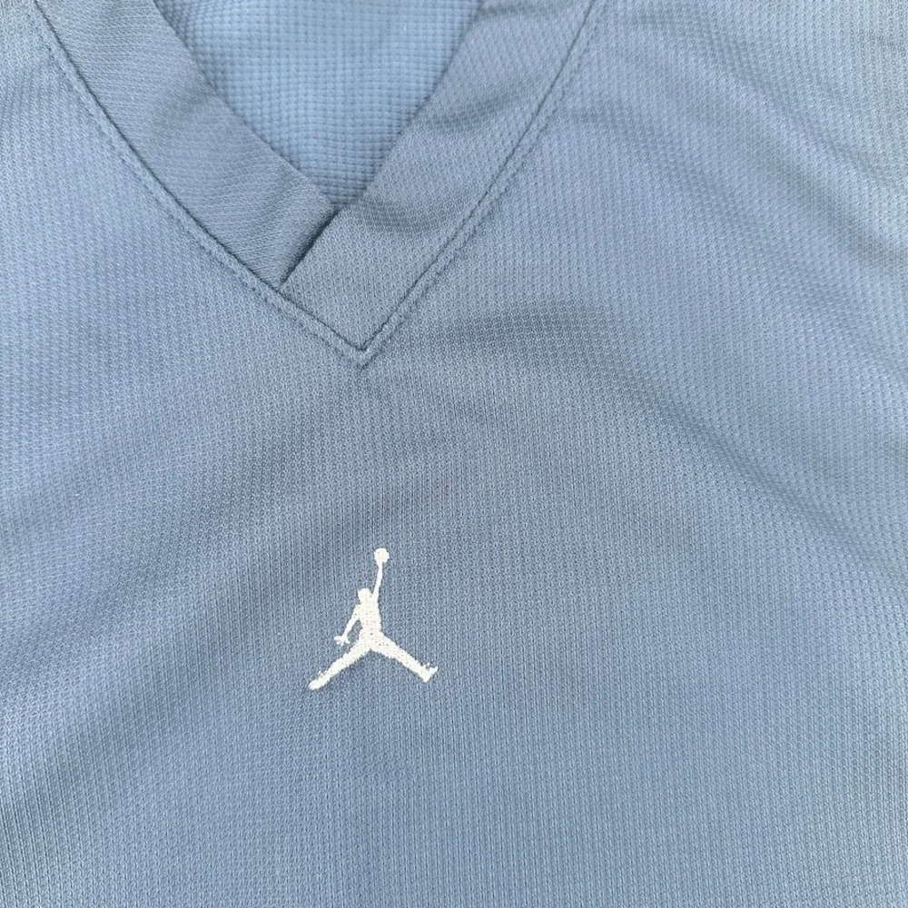 Jordan Sleeveless Athletic V Neck Top Blue‎ Gray Size Small